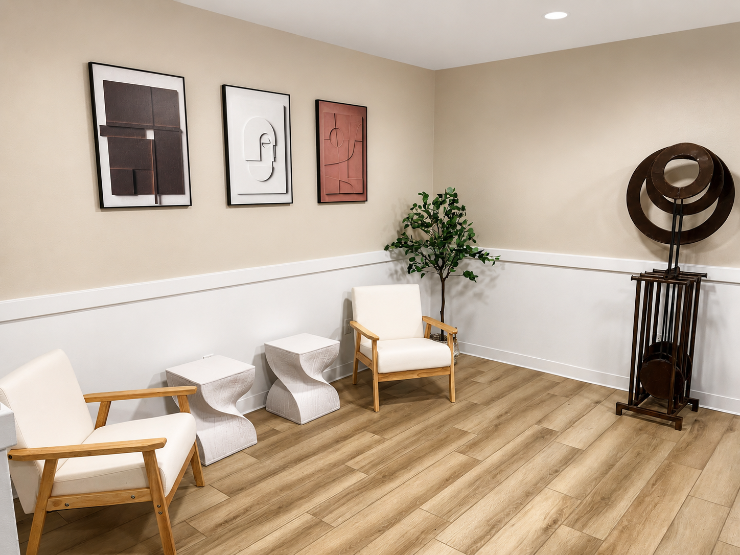 Cherry Creek Treatment Center welcoming interior lounge